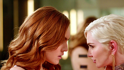 SLAYED Lesbian Freya Parker Knows How To Gape Sky Blue Naturally