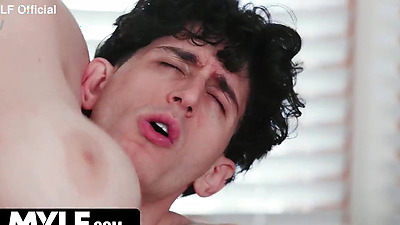 Busty MILF Lauren Phillips Says Freeuse Is the Only Cure