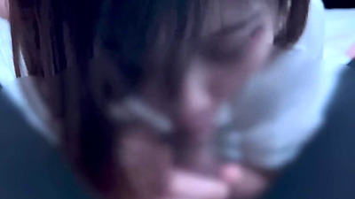 裏すじ攻めフェラも得意な女の子cum in mohth blowjob