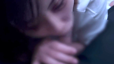 裏すじ攻めフェラも得意な女の子cum in mohth blowjob