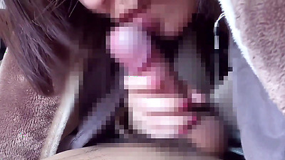 Erotic married woman  Squeezing out sperm with a handjob in the morning