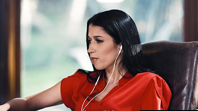 ALL BABE MASSAGE - Sexy Ebony Pleasures Her Busy Wife Under Table Before Licking Her Pussy - Alex Coal