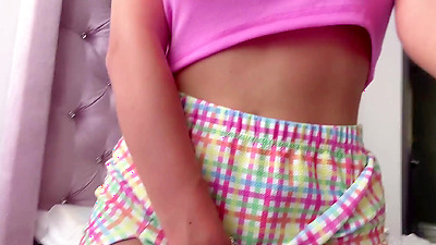 Gardener fucks her vagina after finishing her work