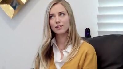 Penny is dejected that she broke up with her boyfriend but Leonard helps her feel good again with a long hot pussy feast