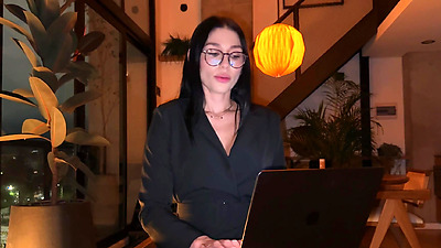 Psychologist Miss Ary gives hardcore sex therapy to her patient | POV
