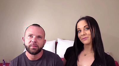 Desperate Amateurs Lexi Emma and Brooklyn big tit moms