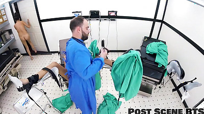 StepSisters Aria Nicole & Angel Santana's Pussy Gets Blasted With Cum