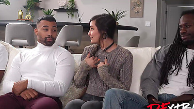 Super Hot Gangbang With Tons Of Fucking & Sucking