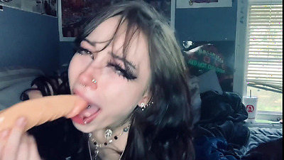 petite emo Viakitty plays with big toy
