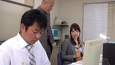 Japanese Office Babe seduce to Suck Co-Worker and let him cum in her Mouth at Uncensored JAV Porn