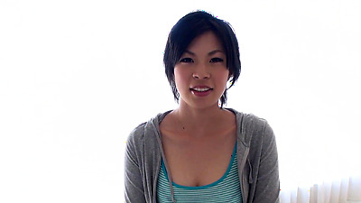 Hot Japanese model Saki Aoyama in a kimono sucks penis in the park uncensored.