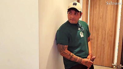 Mexican man is unfaithful to his wife with a big butt Colombian milf - Roberto Rose