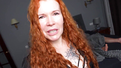 Stepmom's room tour turns into hardcore!