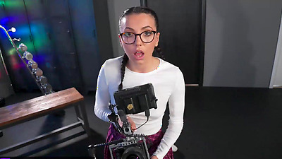 Fitness Rooms Lia Min gym 3some with personal trainer