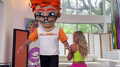 Sweat, Squats, and Savvy Suxx – A Heart-Racing PornDudeCasting Workout!