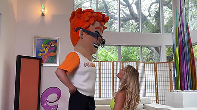 Sweat, Squats, and Savvy Suxx – A Heart-Racing PornDudeCasting Workout!