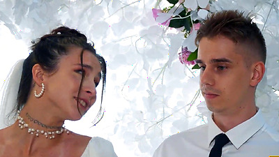 BRIDE4K. A wedding started off nicely...sex show between  hot Bride and a Arty Cheys