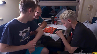 HUNT4K. Young chick was craving anal fuck and blowjob with a stranger in public