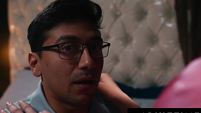 ADULT TIME - Lexi Luna <CENSORED> Into Accidentally Fucking Stepson After Losing Glasses! FULL SCENE