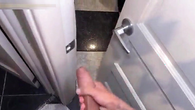 I ARRIVE AT MY STEPSISTER'S ROOM, I SEDUCE HER AND GIVE HER A GOOD FUCK UNTIL I CUM IN HER PUSSY