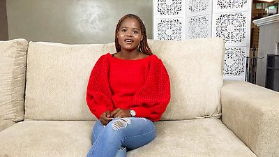 Sexy Ebony Teen Spread Open on Mature Agents Big Shaft at Couch Casting