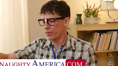 Sophia West Calls The Nerd Guy To Fix Her Computer And Fuck Her Pussy - Sophia Sterling