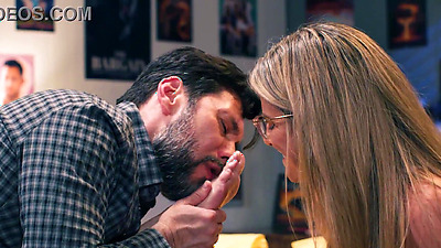 Busty teen Leana Lovings says hello with wide open legs to big tits MILF Cory Chase and her husband