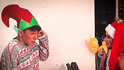 I CHEAT ON MAMA NOEL AND FUCK HER ON CHRISTMAS