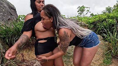 Mattos Couple Adventure - Whoredom on the beach: Anne's big booty, wet fuck and surprise cumshot