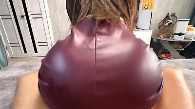 Step sister loves to shake her arse. Cum on my big butt in a leather skirt!