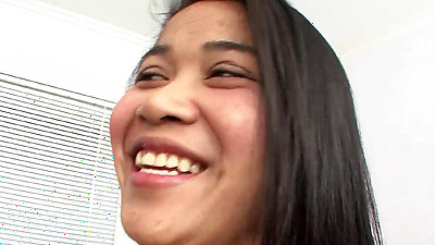 Thai Mature Whore seduce to Fuck by Boss at Job Interview on Table in Office
