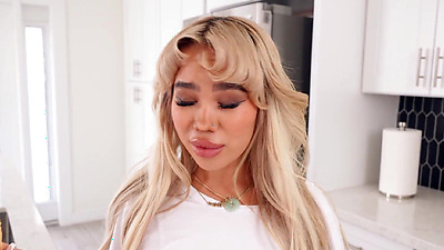 Big tit blonde chick Luna Luxe taunts Stepbro with Cum Talk until he Gives her Cum Shower - S33:E5