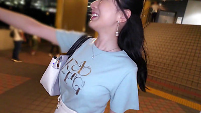 Part 1: Highly educated hottie with super beautiful tits! Her tits and buttocks bounce with every piston, and her body is specialized for sex!