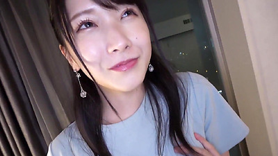 Part 1: Highly educated hottie with super beautiful tits! Her tits and buttocks bounce with every piston, and her body is specialized for sex!