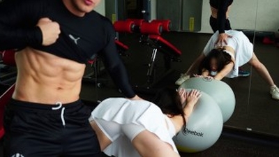 Pick Up På Gym ! --Jeg kunne hjælpe dig med Stratching hjemme hos mig