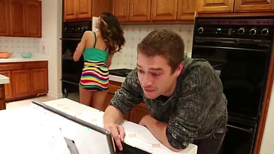 Heather Vahn Fucking In The Dining Room With Her Brown Eyes - The Ass