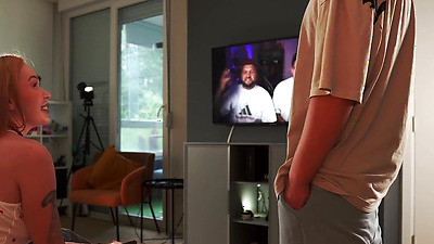 Redhead chick sucks me off like a pro