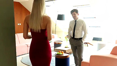 A Drink - S36:E15 - Venera Maxima