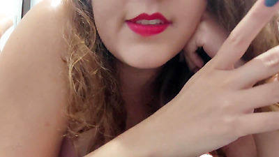 Questions and Answers - Daily life of a camgirl. marital status.