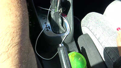 PERVERTED FAMILY: hot stepmom is NOT SCARED to jerk off her stepson