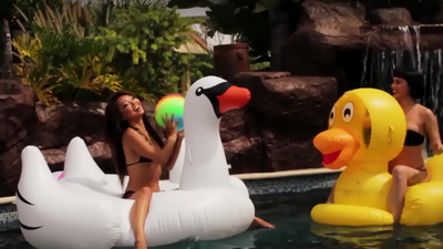 Amazing babes with amazing big tits and hot big butt washed amazing vehicles