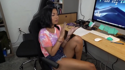 Ebony step sister caught masturbating | Fucked up family taboo