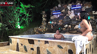 Naughty XXX 3Way In The Jacuzzi With Lola Hendricks