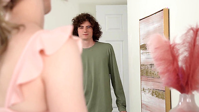 Tiny blonde stepsis makes big shaft stepbro stretch her teen pussy