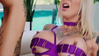 Cassidy Luxe gets double stuffed in her tight holes