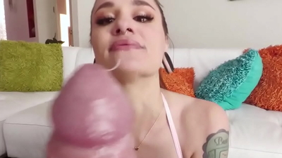 Anal fuck with slutty beauty Luna Lovely