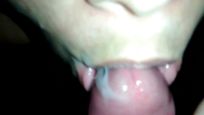 Hot sucking with the right to cum and drink the milk