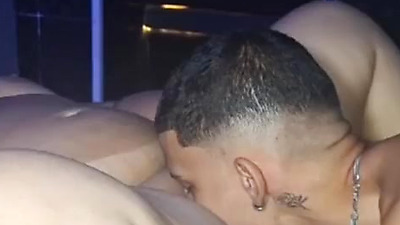 Young guy couldn't fuck the bbw and she was a wimp