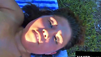 I like chicks that let me and want to be fucked In public places