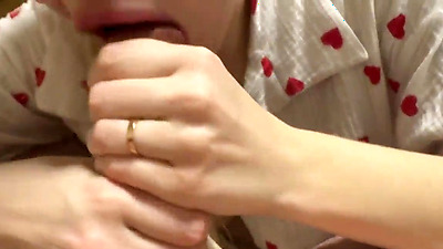 The blowjob queen was faithful!!!!A long, sweet, moaning blowjob at night from a beautiful chick!!Loves sucking and taking cum in her mouth!Shaft domination!!!She sucked out all the sperm, swallowed it,